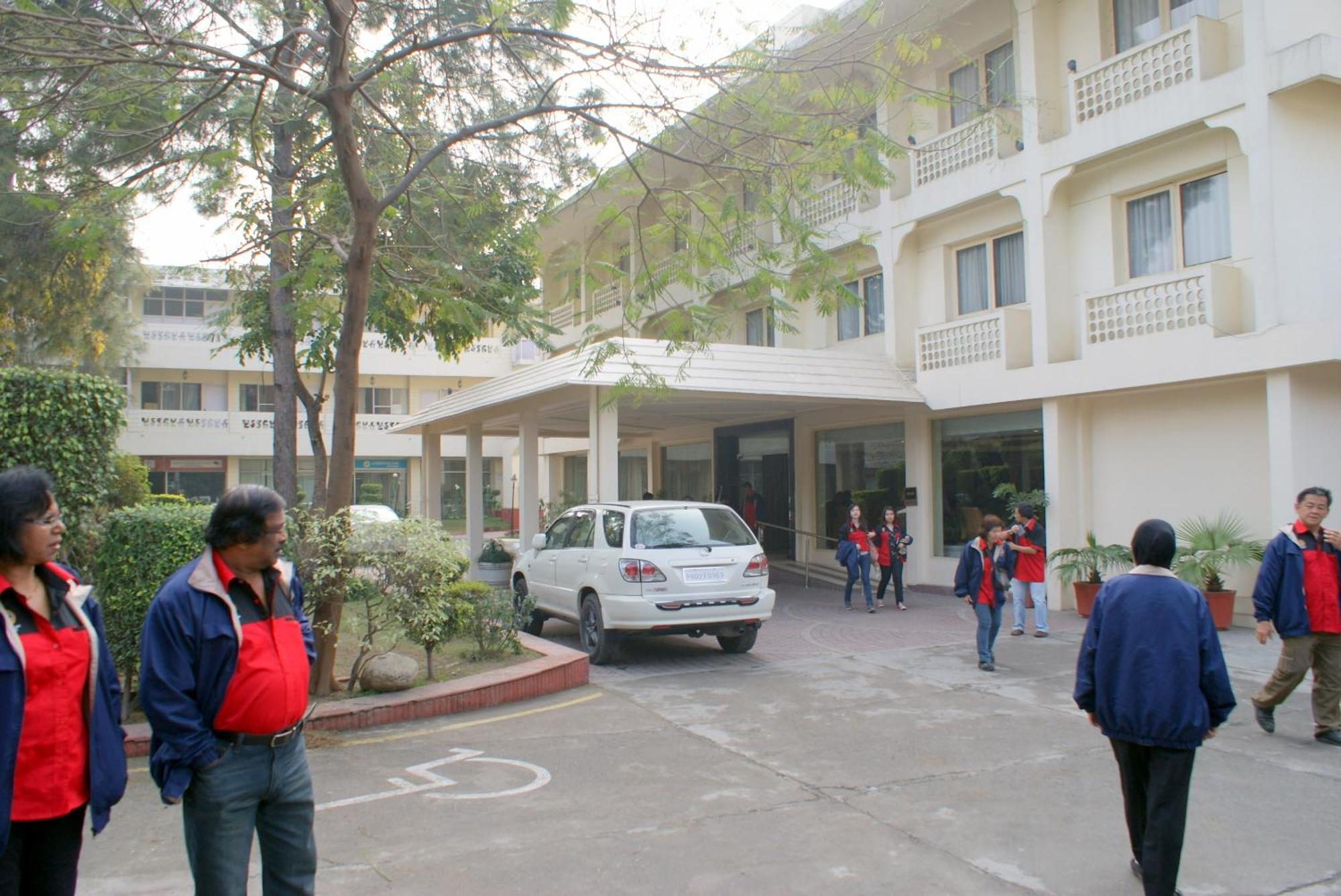 Hotel Ritz Plaza à Amritsar Extérieur photo