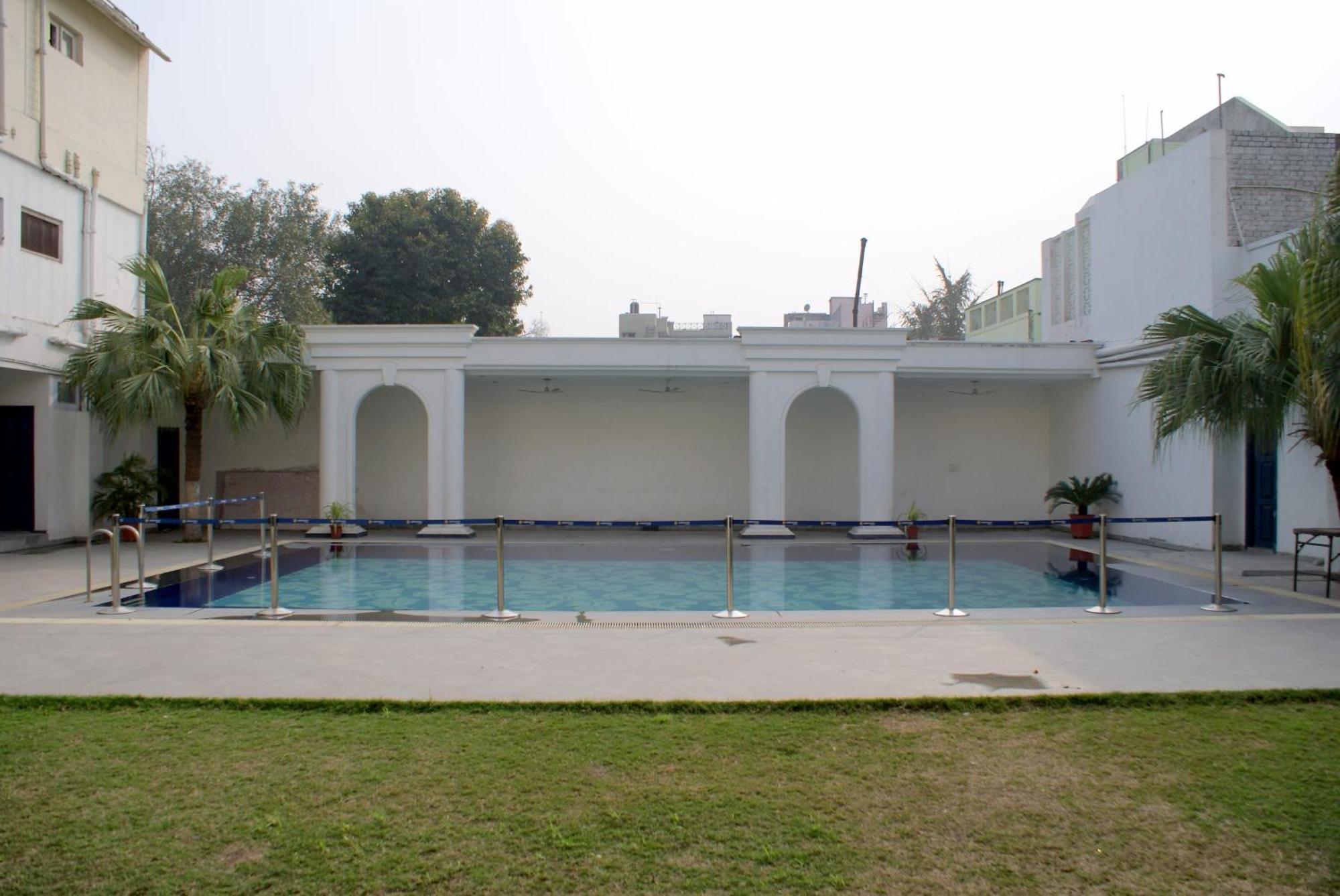 Hotel Ritz Plaza à Amritsar Extérieur photo