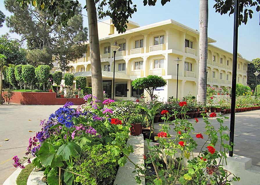 Hotel Ritz Plaza à Amritsar Extérieur photo