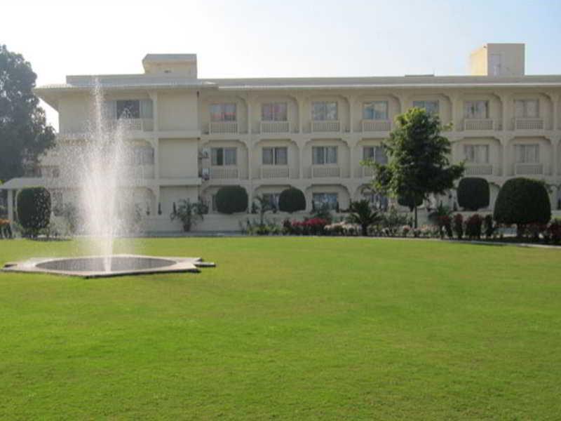 Hotel Ritz Plaza à Amritsar Extérieur photo