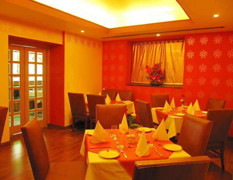 Hotel Ritz Plaza à Amritsar Extérieur photo