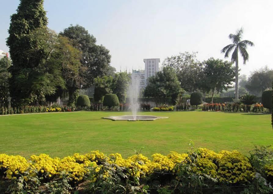 Hotel Ritz Plaza à Amritsar Extérieur photo